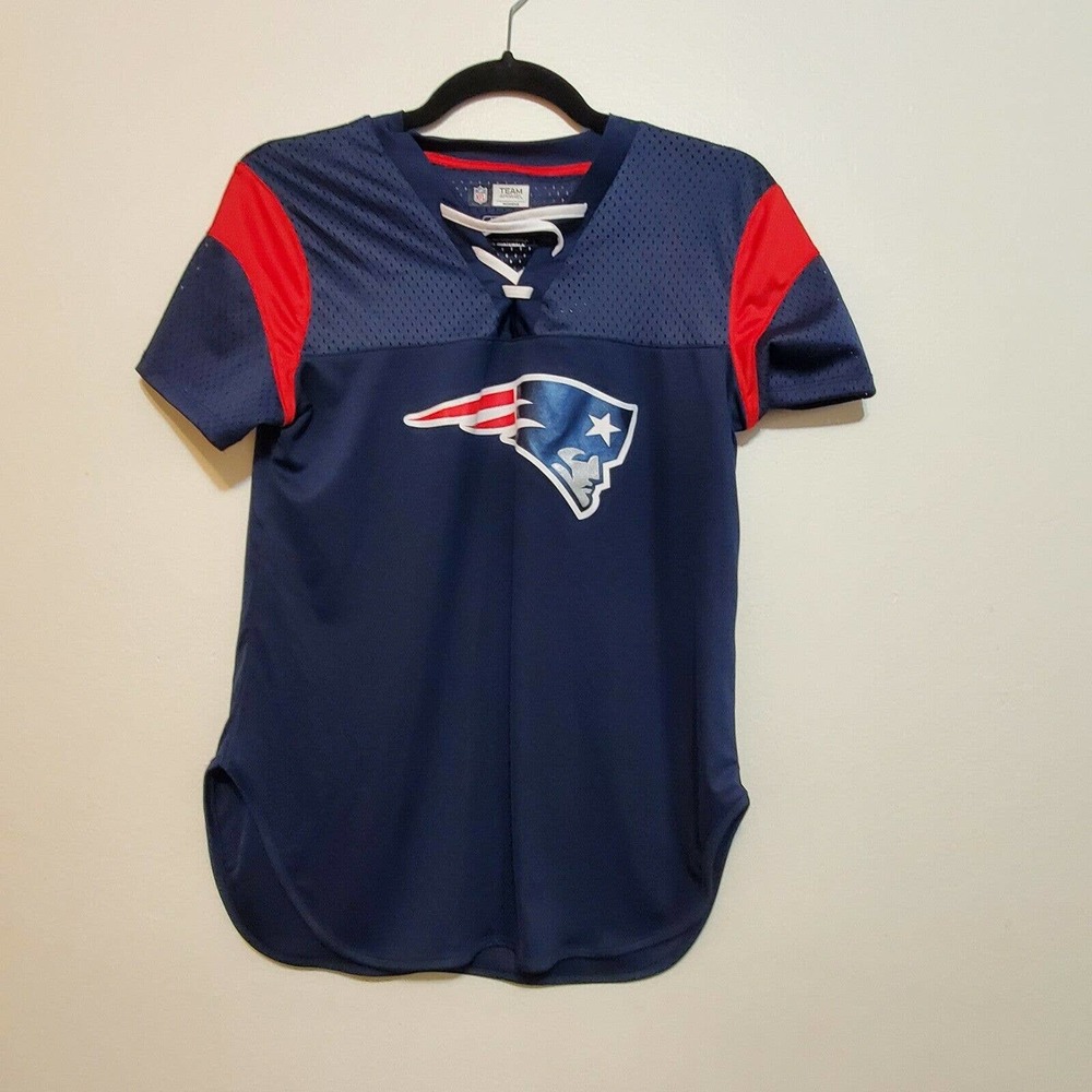 NFL Team Apparel Womens New England Patriots Team Short Sleeve Shirt Size M